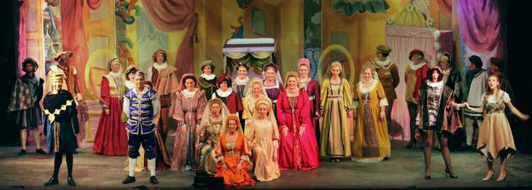 Cinderella Pantomime Broxbourne: Major Domo and Buttons with Villagers