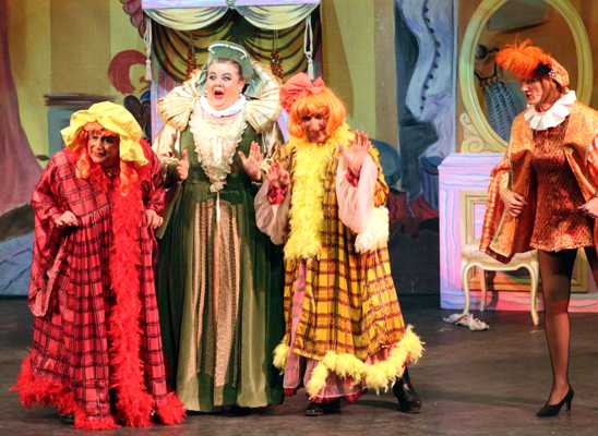 Cinderella Pantomime Broxbourne: Ugly Sisters, Baroness Hardup and Dandini