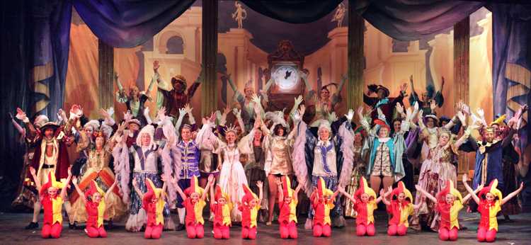 Cinderella Pantomime Broxbourne: Finale