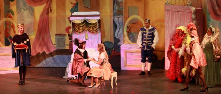Cinderella Pantomime Broxbourne: Major Domo, Prince Charming, Cinderella, Buttons and Ugly Sisters